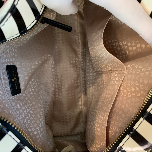 Kate Spade Purse! - Picture 5 of 11